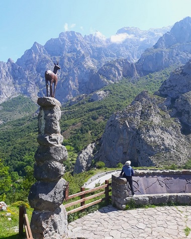 Rebeco (chamois) statue in the Valdeon valley