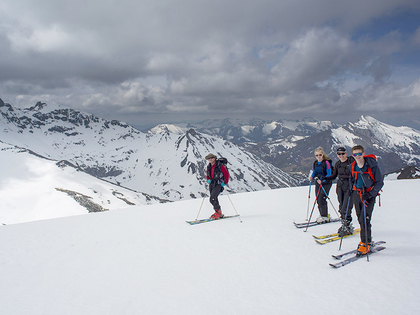 cordillera cantabrica skiing
