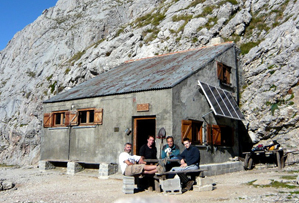 Andara refuge